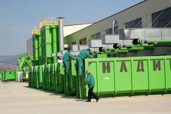 n2112d4e4i85wixe7nbkisetd4bnh38